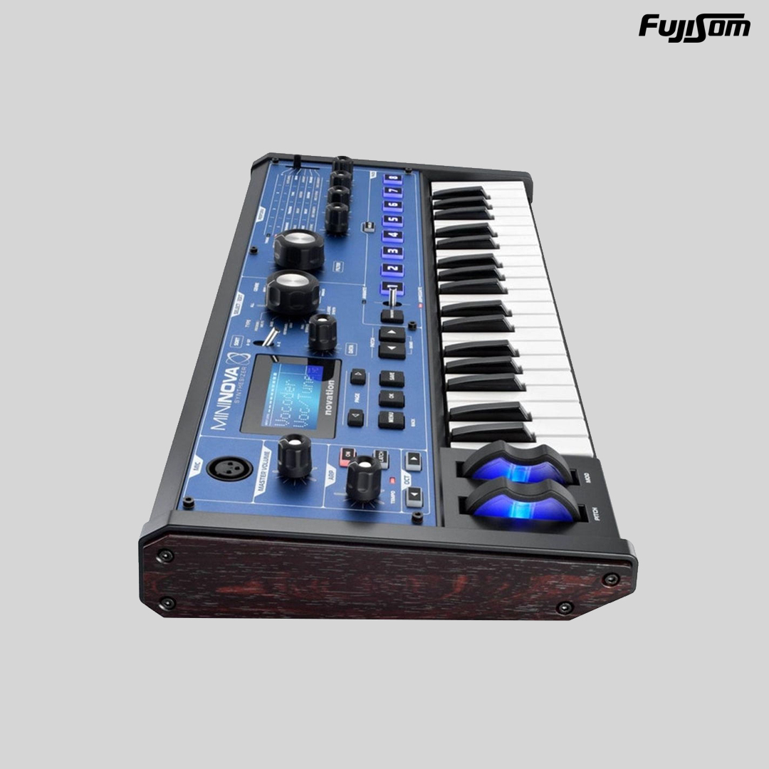 TECLADO SINTETIZADOR NOVATION DE 37 MININOVA | FUJISOM